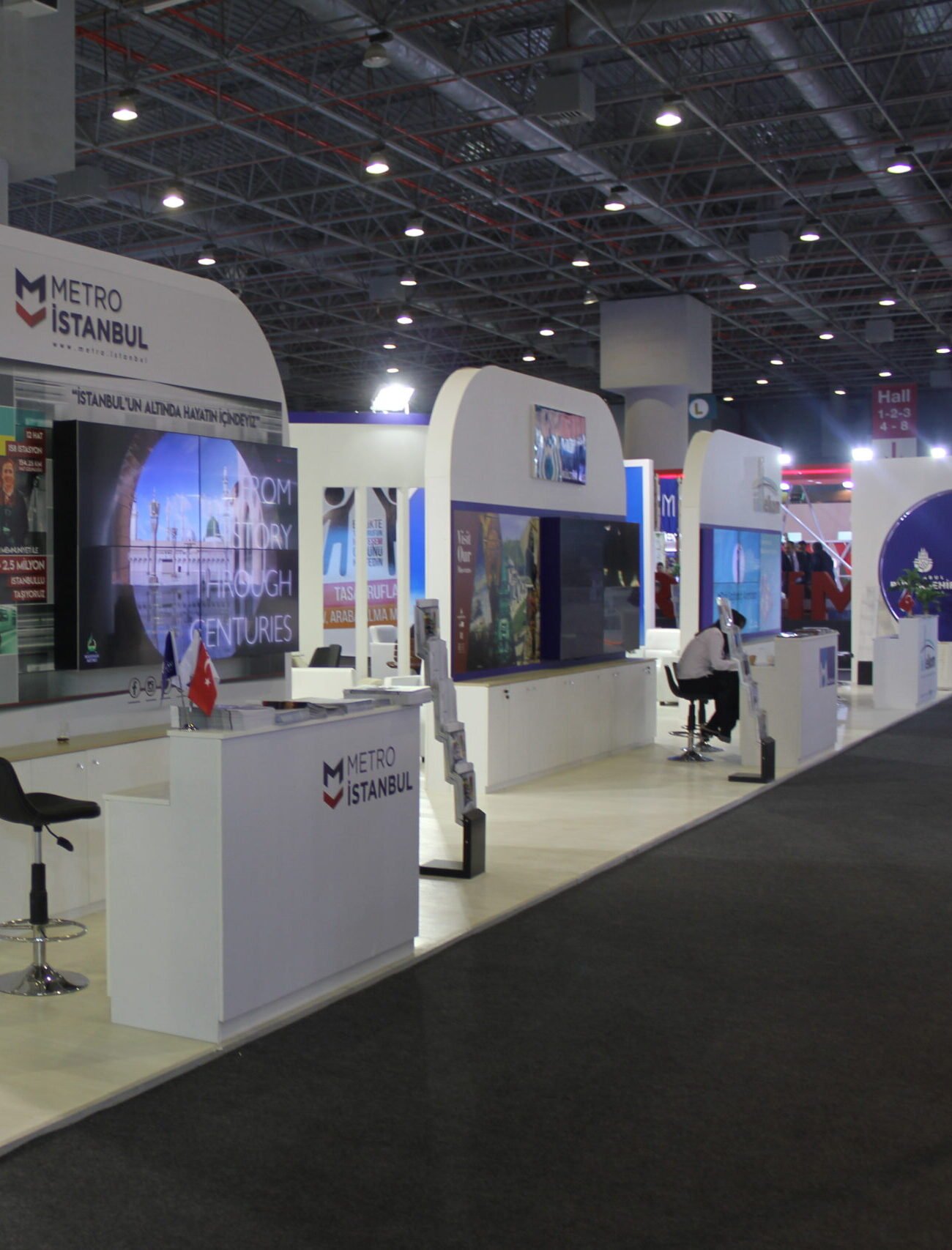 Exhibition stand design in Paris for luxury event