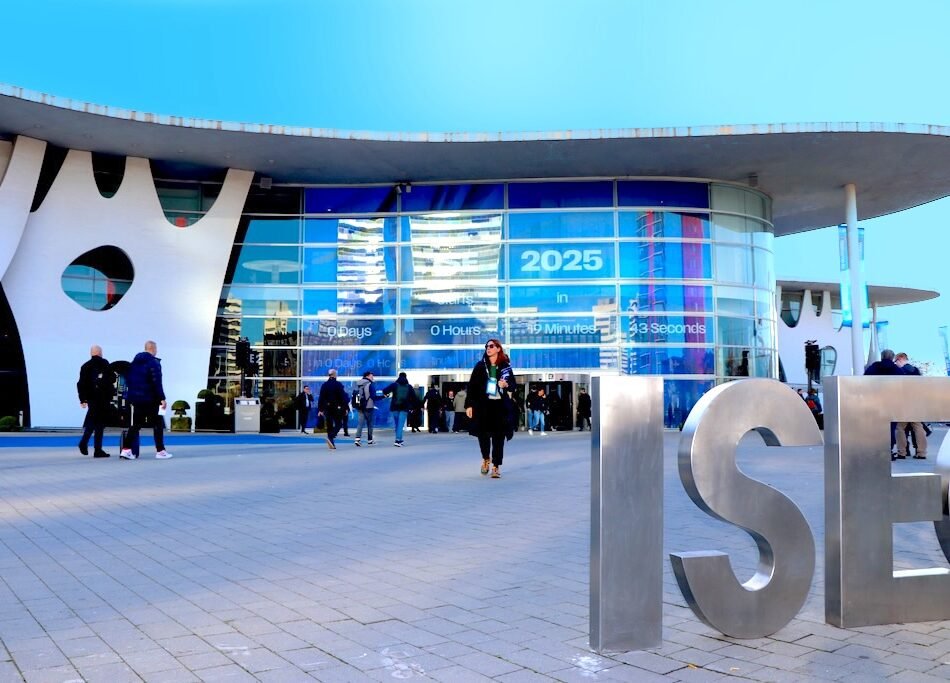 Stand design in Barcelona at global trade show