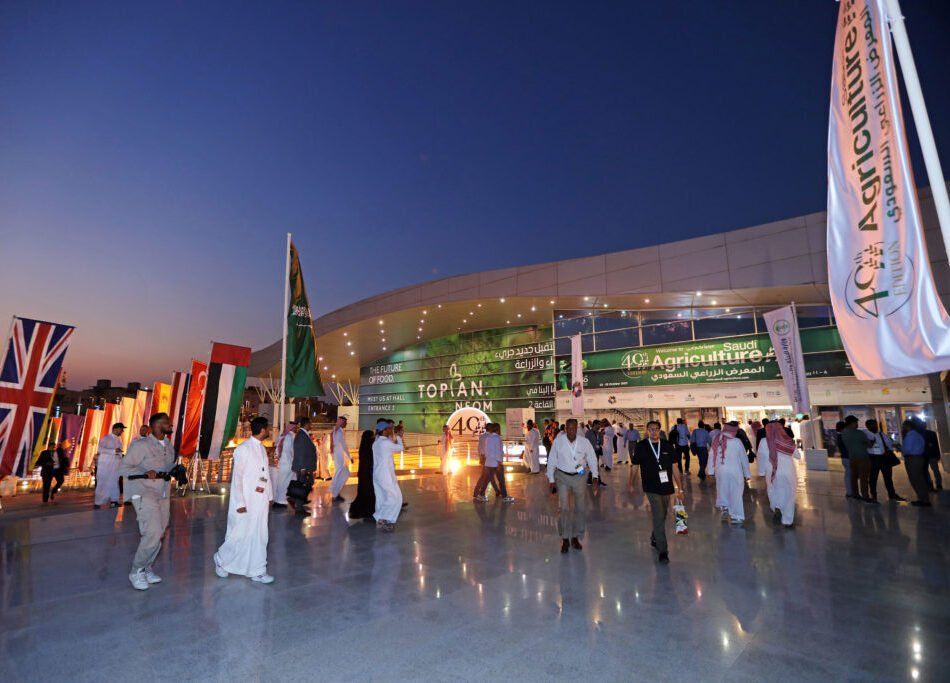 Exhibition booth design in Riyadh at technology exhibition