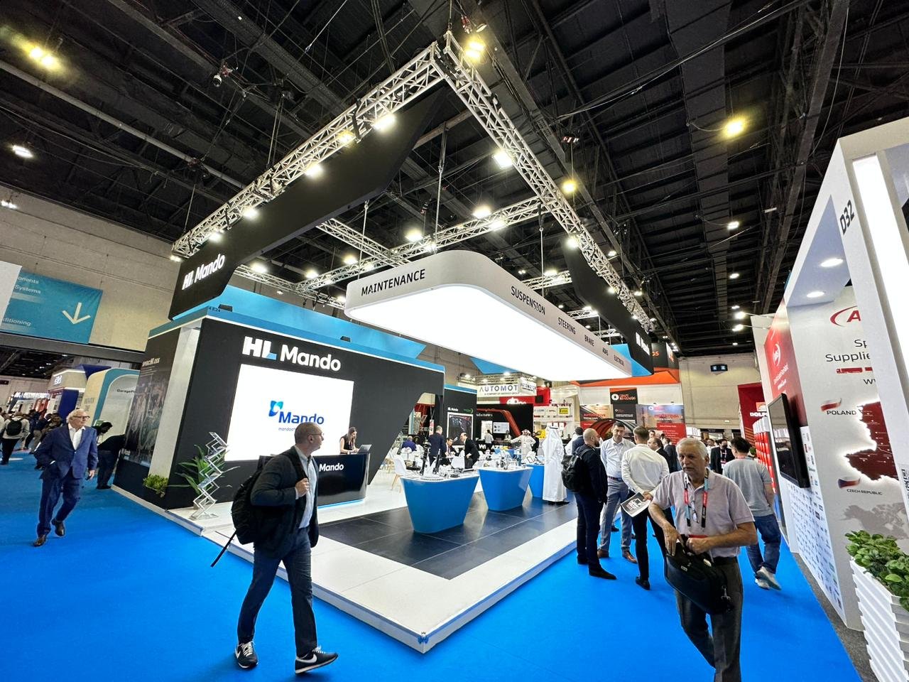 Stand design in Dubai at technology exhibition