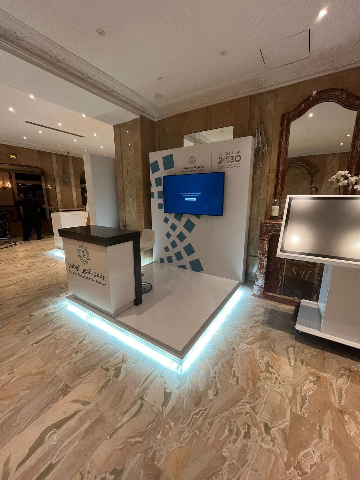 Stand design in Doha at technology exhibition